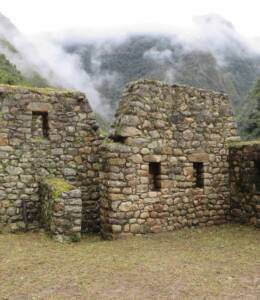 3-arqueología-2-tunkiwasi-lodge